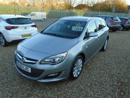 VAUXHALL ASTRA 1.6 16V SE Sports Tourer Euro 5 5dr